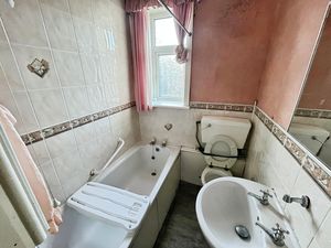 Bathroom- click for photo gallery